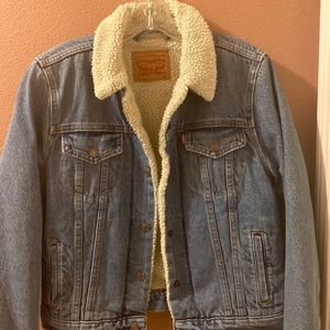 Sherpa Levi’s Jacket